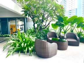 Compass One Building - Luxury Apartments